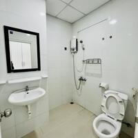 Cho thuê căn hộ ngay sát quận 1, gần cầu chữ Y, nhà full nt 2PN 2WC, 67m2