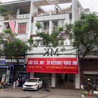 Cho thuê nhà  MT: 5m DT: 100m2 đường Mê Linh, vỉa hè rộng nhà thông sàn.