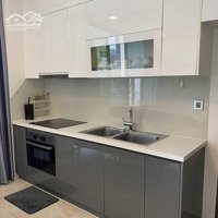 Căn Hộ 1 Phòng Ngủ Sang Trọng Tiện Nghi Tại Republic Plaza Với Giá Chỉ 12 Triệu Liên Hệ: 0905 979 041