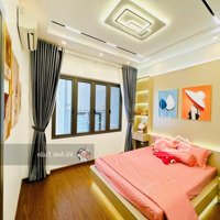 Bán Gấp! Nhà Đẹp Tam Trinh, 5 Tầng, Ô Tô Đỗ Cửa, Giá Chỉ 5.2 Tỷ