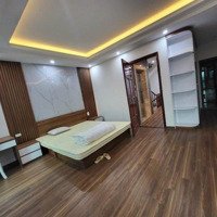 Siêu Phẩm Văn La 50M2 X 6 Tầng Thang Máy - Nhà Mới Đẹp - Mặt Tiền Lý Tưởng - Vỉa Hè - Ô Tô Vào Nhà