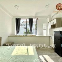 Studio Cửa Sổ Cực Thoáng_Full Nội Thất Ngay Ngã Tư Hàng Xanh