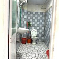 GIÁ RẺ- Bán nhà 2Pn, 2Wc, full nội thất gần Vincom, sông Hàn.