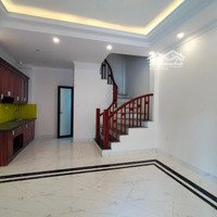 Bán Nhà Phân Lô - Trung Tâm Quận Tây Hồ Với 38M2, Chỉ Hơn 5 Tỷ - Liên Hệ: 0369513633