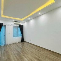 Bán Nhà Phố Minh Khai 35M 5 Tầng 3.5 Mặt Tiền Giá Bán 5.2 Tỷ , Nhà Đẹp , Oto