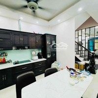 Bán Nhà Lạc Long Quân 50M2,4 Tầng, Nhà Dân Xây,2Thoáng,Ô Tô Đỗ Cổng