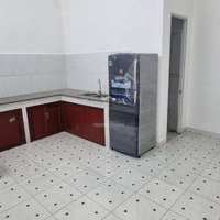 Nhà Ngay Đhspkt, 1 Trệt 1 Lầu, 80M2, 3 Phòng Ngủ 2 Vệ Sinh Đường Võ Văn Ngân