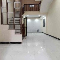 Bán Nhà Lĩnh Nam 40M2 5 Tầng Gần Ô Tô