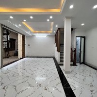 Chính Chủ Bán Nhà Chung Cư Ct6A 84M2 - 03 Ngủ - Hướng Đông Nam - Có Nội Thất