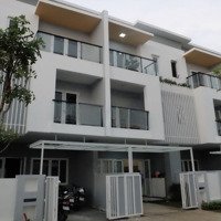 Nhà Gốc Sân Vườn Mega Village 90M2, 1 Trệt 2 Lầu, 3 Phòng Ngủ 4 Vệ Sinh Có Gara