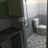 Nhà 1 Trệt 1 Lầu 25M2 Ở Hẻm Không Ngập Nước Gần Chợ