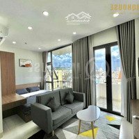 Căn Hộ Balcony/ Cửa Sổ Ngay Ngã Tư Hàng Xanh_Bạch Đằng_Bình Thạnh