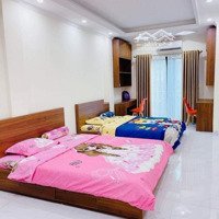 Bán Nhà 106 Hoàng Quốc Việt 55M2, Vỉa Hè, Ô Tô, Kinh Doanh, Giá Bán 18.5 Tỷ, Liên Hệ: 0869818555