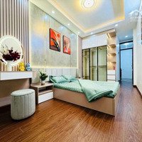 Bán Nhà Chính Chủ Láng Hạ- Gần Phố - Full Nội Thất -30M2 Nhỉnh 5 Tỷ