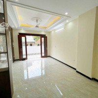 Chính Chủ Bán Nhà Phố Quang Trung 40M2 3 Phòng Ngủngõ Thông Gần Phố Chỉ 4 Tỷ Nhỉnh 0707855855