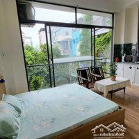 Trống Lại Căn Studio View Thoáng - Đầy Đủ Nội Thất Mới Mẻ - Thang Máy