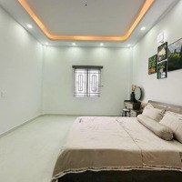 Cần Bán Gấp Căn Nhà 98M2 Giá Bán 2Tỷ350 Đường Nguyễn Kiệm P9 Phú Nhuận . Sổ Hồng Riêng.