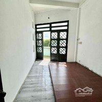 Cho Thuê Phòng 70M2 Full Nội Thất Mặt Tiền Trường Chinh Chỉ 1 Triệu5