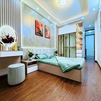 Nhà Láng Hạ, 30M2, Ngõ Thông Rộng, Gần Phố, Mới Đẹp, Hơn 5 Tỷ