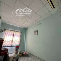 Bán Nhà Đường Xe Hơi, Phường Tân Thuận Tây .Quận 7 . Kế Bên Quận 4