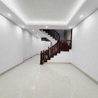 Bán Gấp Nhà Xuân Thủy - Ngõ Thông Rộng Thoáng - Chủ Nhà Cần Tiền Giá Hợp Lí - 49M2 - 6.7 Tỷ