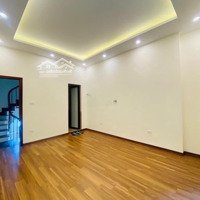 Bán Nhà Thụy Khuê 30M2X4 Tầng, Ngõ Thông, View Thoáng Nhìn Ra Hồ