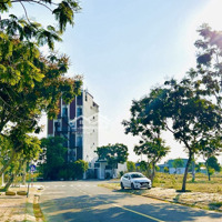 3,25 Tỷ Cho Lô Đất Hơn 200M2 Ngay Bên Cạnh Fpt Campus