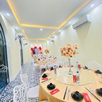 Cần Sang Lại Nhà Hàng Vip Thủ Dầu Một Bình Dương 3,5 Tỷ (Đầu Tư Gần 12 Tỷ)