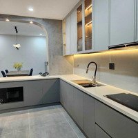 Bán Căn Hộ 125M2 - 3 Phòng Ngủnhà Làm Mới 100% Nội Thất Tại Chung Cư Green View - Phú Mỹ Hưng - Quận 7.