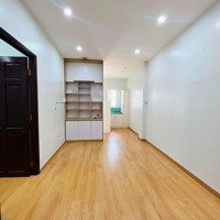 Cho Thuê Căn Hộ Chung Cư Hưng Phú Lô A, 50M2, 2 Phòng Ngủ, Có 2 Máy Lạnh, Thang Máy, Cần Thơ