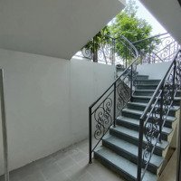 Bán Gấp Căn Shophouse 75M2 Cạnh Phố Đi Bộ. Hầm, Kinh Doanh, Văn Phòng, Vỉa Hè, Ô Chờ Thang Máy