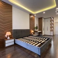 Bán Nhà Thạch Bàn 36 M2 5 Tầng Ô Tô Đỗ Cổng