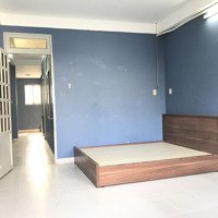 Cho Thuê Phòng Ban Công Lầu 1, 30M2, Có Nội Thất, Sạch Sẽ, Tự Do