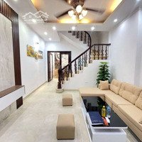 Bán Nhà Phân Lô Đền Lừ Oto Vào Nhà Kinh Doanh 40M2* 4 Tầnghoàng Mai .