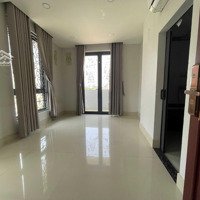 Cho Thuê Biệt Thự 3 Tầng, Có Thang Máy, Dtsd 500M2, Gần Ngay Công Viên, Ảnh Thật 100%