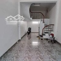 Bán Nhà - Mặt Phố Giá Rẻ - Ô Tô Vào Nhà - Hàm Tử Quan, Hoàn Kiếm - 42M2, 5 Tầng, Rộng 4.2M, 9.5 Tỷ