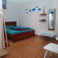 Cho Thuê Homestay Sạch Sẽ Thoáng Mát Đường Ô Tô Nội Thất Cơ Bản 20 Tr/ Tháng. Uyên 0912029178