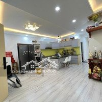 Cần Bán Căn Hộ Chung Cư Oriental Plaza, 2 Phòng Ngủgiá: 2,8 Tỷ, 3 Phòng Ngủgiá: 3,5 Tỷ, Liên Hệ: 0907488199 Tuấn