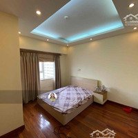 Cho Thuê Căn Hộ Tòa Nhà 57 Láng Hạ, Diện Tích 142M2, 3 Phòng Ngủ 2 Vệ Sinh Giá 18 Triệu/ Tháng. Full Đồ.