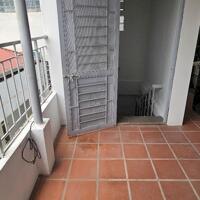 Cần bán nhà Hoàng Hoa Thám, Ba Đình, 30m2 x5T, ngõ thông, sổ nở hậu, gần ô tô, giá 4.5 tỷ