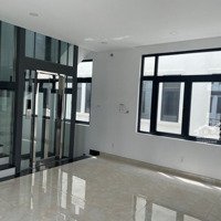 Nhà Phố Vinhomes Quận 9 Cho Thuê Nguyên Căn 5 Tầng