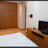 Chị Hoa Cần Bán Căn Hộ Sky Center, Tân Bình, 80M2, Giá Bán 2 Tỷ 700, Liên Hệ: 0776139943