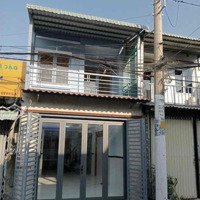 Bán Gắp Nhà 1 Trệt 1Lầu 4X7 (Giá: 630 Triệu ) Đức Hòa Long An