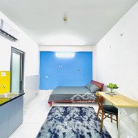 Cửa Sổ 30M2 Full Nội Thất Gàn Mũi Tàu Cộng Hoà