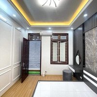 Hàng Kịch Độc! Đông Quan, Nhà Mới, Ở Ngay, Ngõ Thông Thoáng, Nội Thất Đỉnh, 40 M, Chỉ Hơn 6 Tỷ.