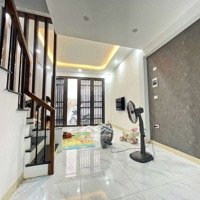 Nóng Bỏng ! Cầu Nhật Tân, 4 Tầng, 67M2, Ô Tô, Ô Thang Máy, Nhỉnh 7 Tỷ