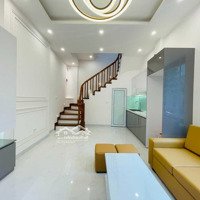 Bán Nhà Phố Cầu Cốc, Tây Mỗ 31M2. Lô Góc Xây Độc Lập. Ngõ Thông Tiện Ôtô. Ban Công View Biển Hồ