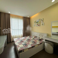 Vista Verde 2 Phòng Ngủ, Full Nội Thất, Giá Bán 18 Triệu, Diện Tích 84M2, Liên Hệ: 0938 26 4567 Minh