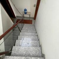 Nhà phố Nguyễn Duy Trinh, Giáo xứ Mỹ Hoà, khu phân lô , 75m2 , 4 tầng ,4 PN ,đường thông , pL chuẩn