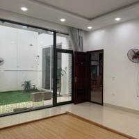 Thuê Nhà Biệt Thự 230M2 4 Phòng Ngủkhép Kín Ngay Sau Coopmak .Lh :0378965565